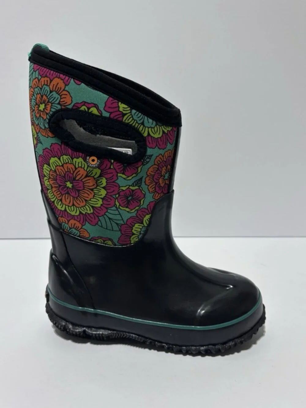 Bogs Kids’ Classic Pansies Black Multi Rain Boots, Girls’ Size 13 M